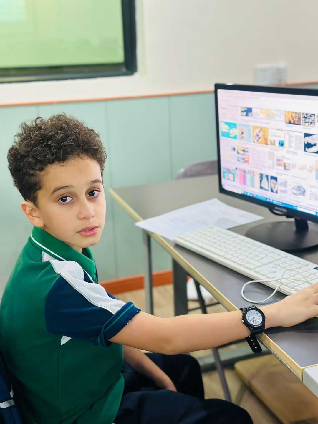 حصة الحاسوب (مختبر الحاسوب) grade 4